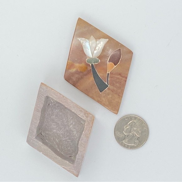 Small Inlaid Trinket Box - Picture 2 of 7